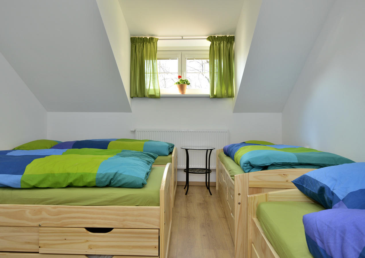 Vinny Sklep U Muhlbergeru Jaroslavice  Room photo